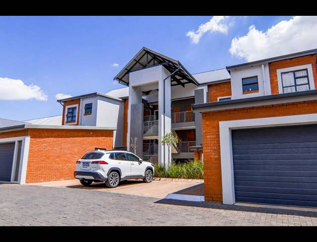 2 BEDROOM APARTMENT FOR SALE IN GOLDEN FIELDS ESTATE